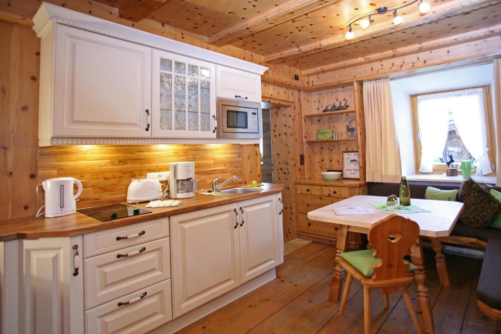 Beim Nuihausa Reit im Winkl Quarto foto